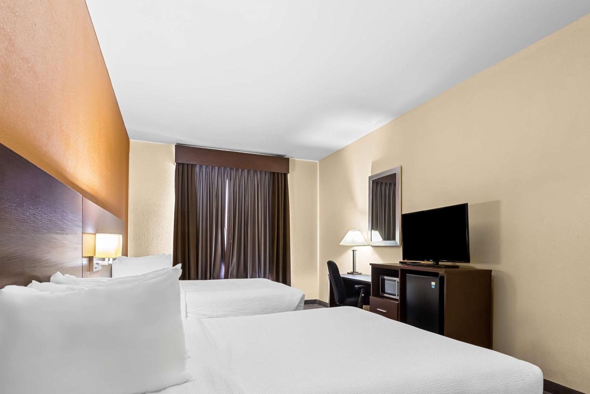 Best Western St. Louis Airport North Hotel & Suites Hazelwood Dış mekan fotoğraf