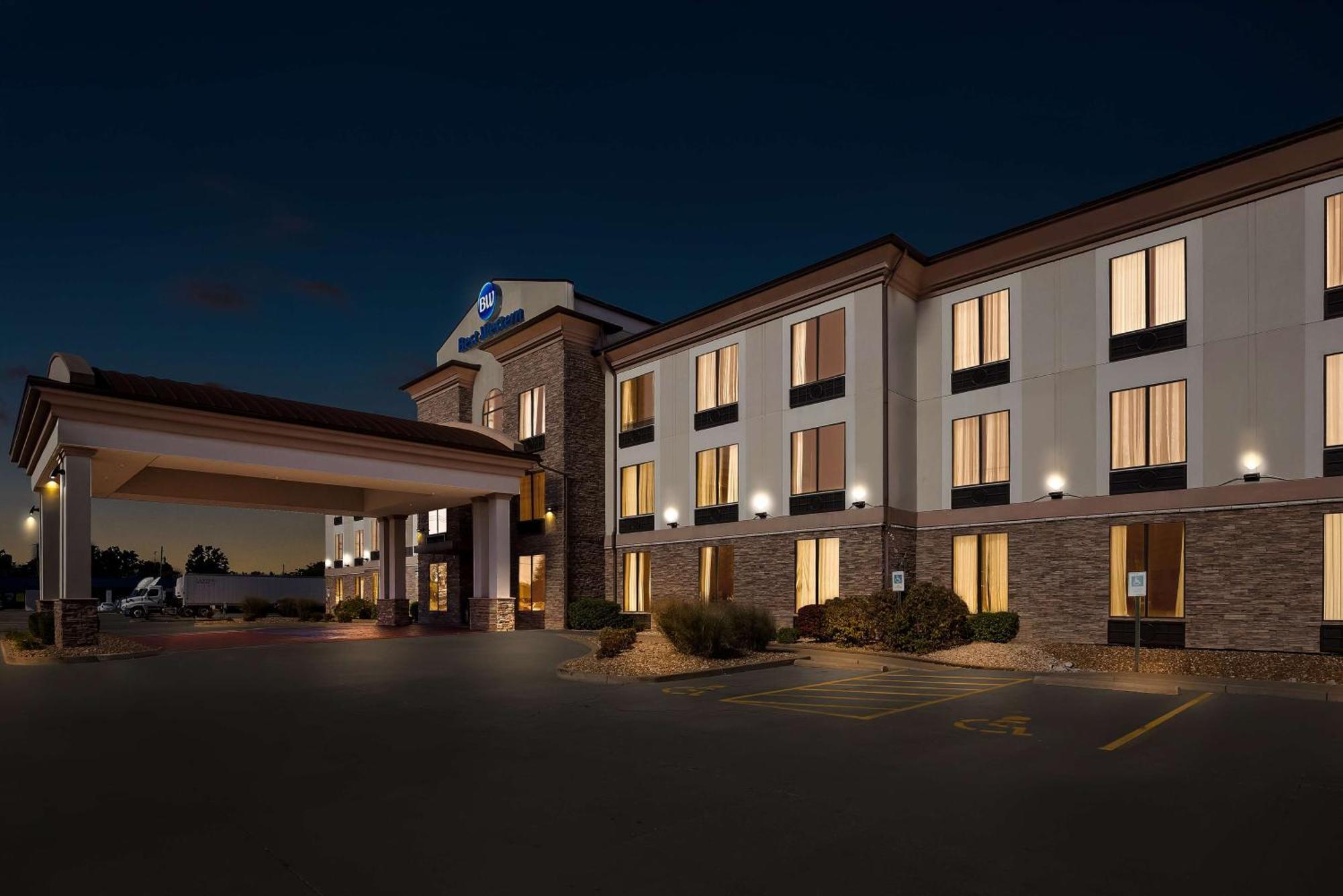 Best Western St. Louis Airport North Hotel & Suites Hazelwood Dış mekan fotoğraf