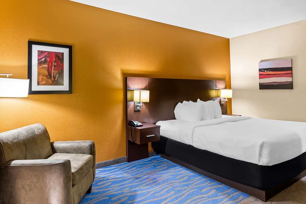 Best Western St. Louis Airport North Hotel & Suites Hazelwood Oda fotoğraf