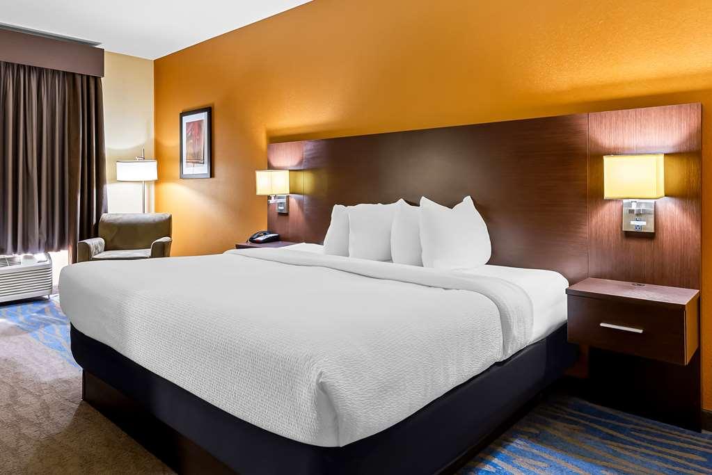 Best Western St. Louis Airport North Hotel & Suites Hazelwood Oda fotoğraf
